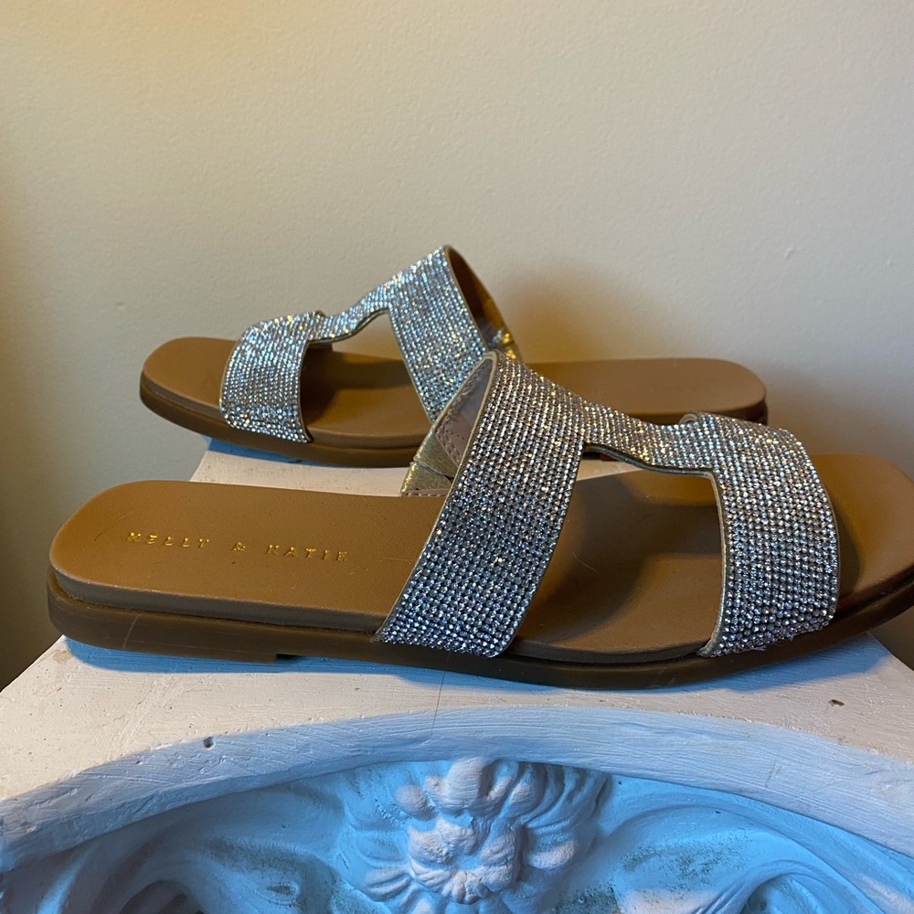 Rhinestoned Flat Sandals